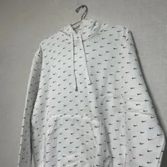 ナイキ swooshパーカー
