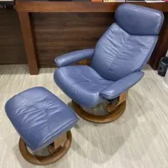 極美　エコーネス ストレスレスチェア 本革 リクライニング　オットマン付き　北欧