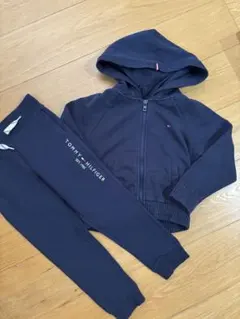 TOMMY HILFIGER パーカー・パンツ　セットアップ 110cmのサムネイル
