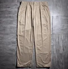 Item thumbnail for item 75e62351-5f5d-4c72-af9f-ffb682fefed3