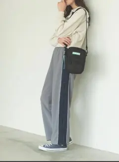 Milk fed. サイドストライプカジュアルパンツ