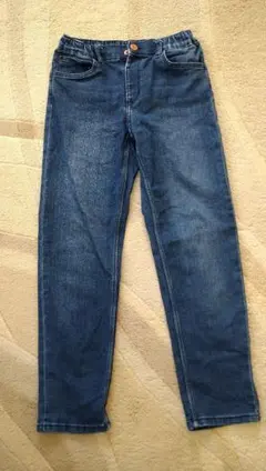 【冬セール】H&Mエイチアンドエム　キッズストレートデニムジーンズ140