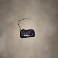 DIESEL ブラックレザーキーケース チェーン付き