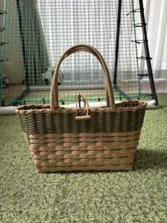 ハンドメイド カゴバッグ ベージュとグリーン
