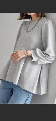 ペプラムスウェット グレー M-L