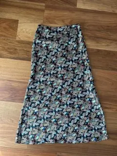 ASTRAETのロングスカート