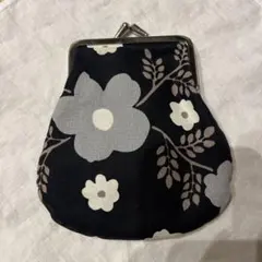 marimekko 花柄 がま口　ポーチ　コインケース
