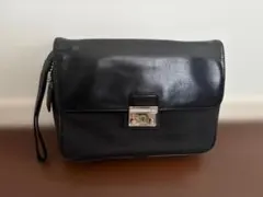 ブラックレザー クラッチバッグ