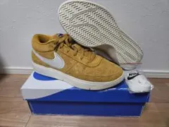 Chevrolet × Nike Book 1 “Dark Gold Leaf” - メルカリ