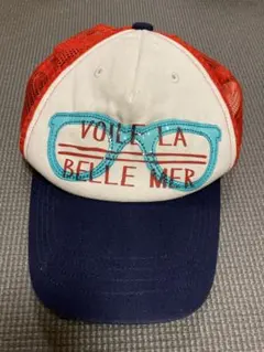 Item thumbnail for item e268fabb-e219-4318-8596-ff3f3a5f5b4e