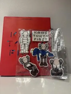 2026年最新】kaws tokyo first ポスターの人気アイテム - メルカリ