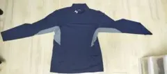 Under Armour ネイビー 長袖アンダーシャツ