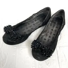 ANTEPRIMAビーズ装飾付き黒フラットシューズ