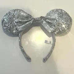 Disney】ミニーカチューシャ スパンコール シルバー - メルカリ