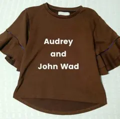 未使用 Audrey and John Wad 半袖Tシャツ ブラウンのサムネイル