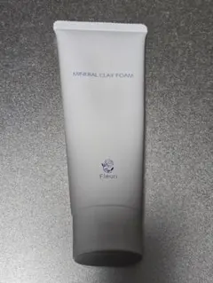 Fleuri ミネラルクレイフォーム 洗顔料 100g　未使用品　箱無しのサムネイル