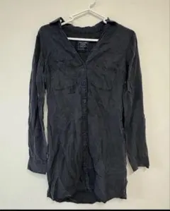 アバクロ　Abercrombie & Fitch ダークグレー長袖ロング　シャツのサムネイル