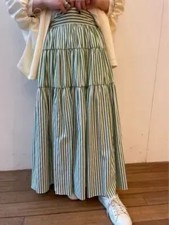 ビアズリー　ティアードロングスカートのサムネイル