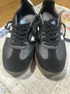 う*ん様 adidas ブラック/ホワイト スニーカー