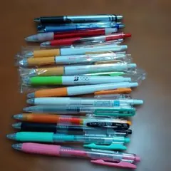ボールペン　ゲルインクペン等のサムネイル