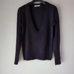 パープル Vネック ニット