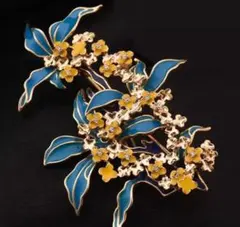 イタリア製　モクセイ木犀　青と黄色の花柄ブローチ　新品