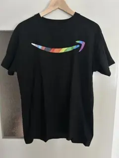 Amazon カラフルロゴ ブラックTシャツ M
