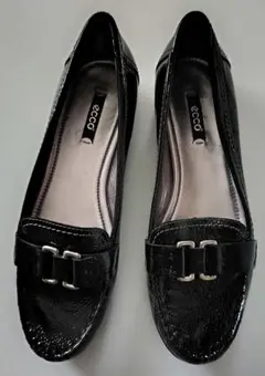 ecco　ローファー　レディース　バックル　エナメル　黒　26～26.5cmのサムネイル