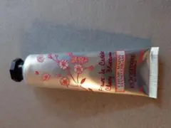 L'OCCITANE チェリーブロッサム ハンドクリーム 30ml