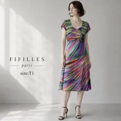 67 美品 FIFILLES paris ストレッチ　ワンピースのサムネイル