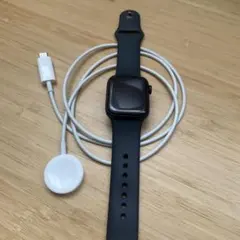 Apple Watch SE(第二世代) GPS　40mm