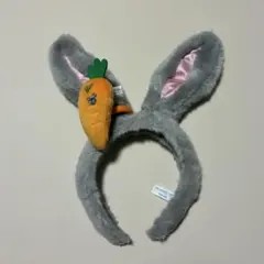 Disney ウサギ耳カチューシャ　にんじんの飾り付き