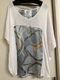 L SULLY ルスリー　スカーフ柄Tシャツ　ドルマンスリーブ　スカーフのサムネイル