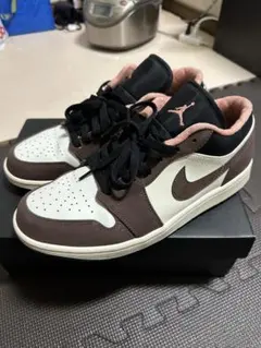 Nike Air Jordan 1 ブラウン/ホワイト/ブラック