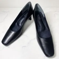 Pitti ピッティ スクエアトゥ パンプス 2E 23.5cm 黒 レザーのサムネイル