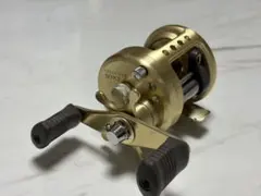 シマノ カルカッタ50XT ベイトリール シマノ カルカッタ 50XT SHIMANO ベイトリール｜Yahoo!フリマ（旧