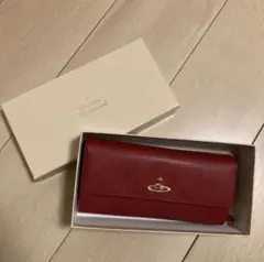 Vivienne Westwood 赤 フェイクレザー 長財布