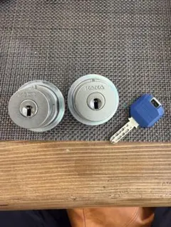 Item thumbnail for item c8bf8d64-42f4-47ed-91f6-8099c26ed7f3