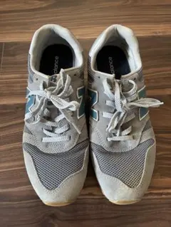 New Balance 574 グレー/ブルー スニーカー