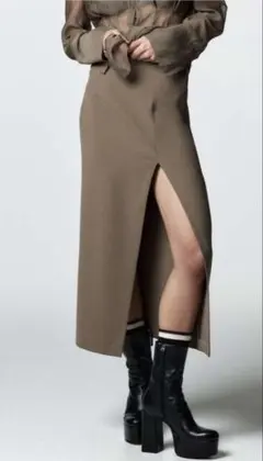 ZARA ロングスカート　スリット入り