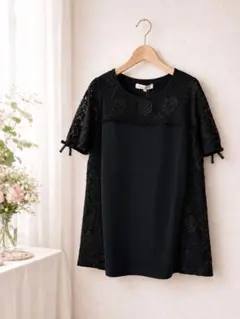 スーパービューティー⭐️ 胸元×パフ袖レース切替チュニックTシャツ 44のサムネイル