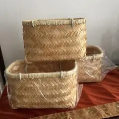 小さなカゴ3点セット　ハンドメイド　一閑張り　小物入れ　竹カゴのサムネイル