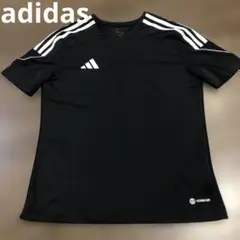 adidas TIRO23 シャツ ブラック　パフォーマンスロゴ