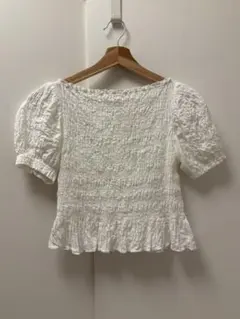 H&M パフスリーブ　シャーリングブラウス　ホワイトのサムネイル