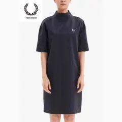 FRED PERRY モックネック ワンピース ネイビー　スタンドカラーのサムネイル