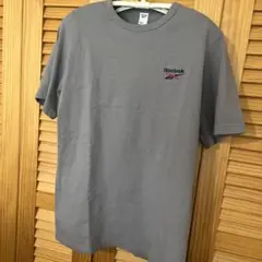 リーボック　厚手Tシャツ