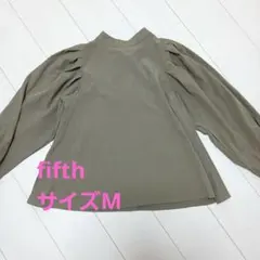 fifth　スタンドカラー パフスリーブ 長袖 ブラウス　サイズM　カーキのサムネイル