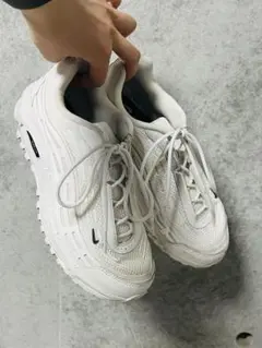 コムデギャルソンスニーカーのサムネイル