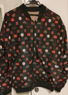 グラニフ マクドナルド　コラボ　リバーシブルブルゾン　ロゴ　ヒストリーパターン