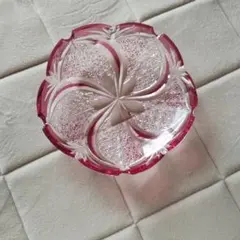 昭和レトロ　カットガラス 花型 クリア・ピンク　インテリア皿